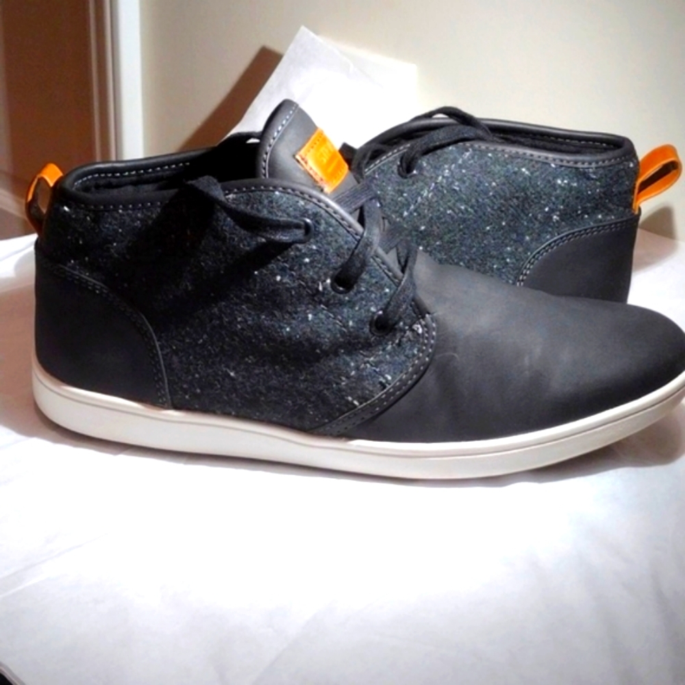 Men's Shoes size 8